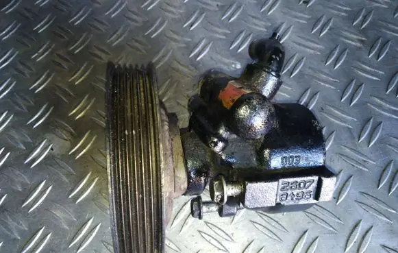 Fiat Multipla Power steering pump 26073338FO 46533006
