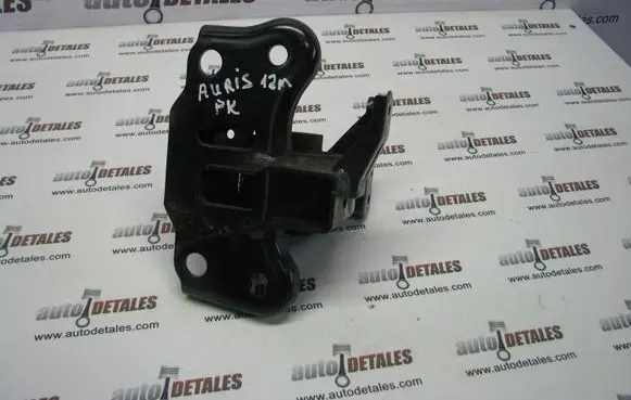 Toyota Auris E180 Engine mount bracket