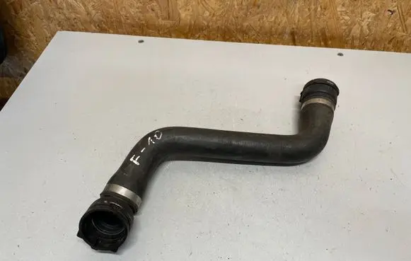 BMW 5 F10 F11 Engine coolant pipe/hose 7809821