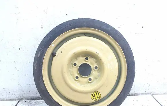 Mazda 3 I R15 spare wheel M26
