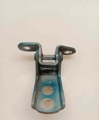 Toyota Yaris Front door upper hinge NOCODE