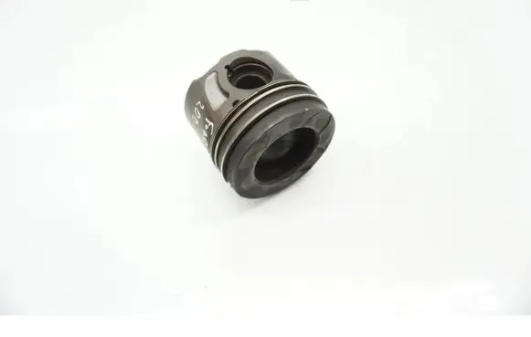 Ford Mondeo MK IV Piston 