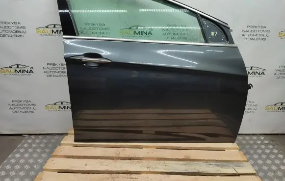 Hyundai i40 Front door