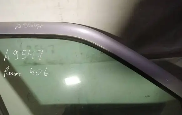 Peugeot 406 Front door window glass four-door as2