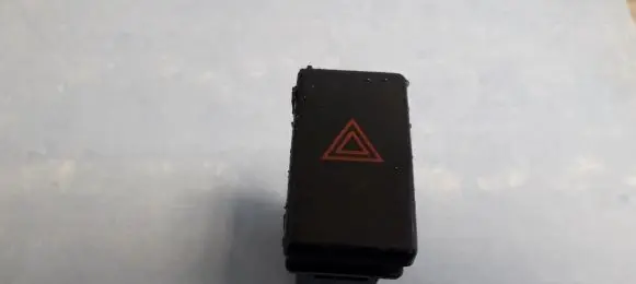 Toyota Avensis T250 Hazard light switch 157963 tr9503