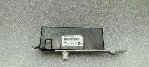 Porsche Cayenne (92A) Aerial antenna switch 7P5035225M