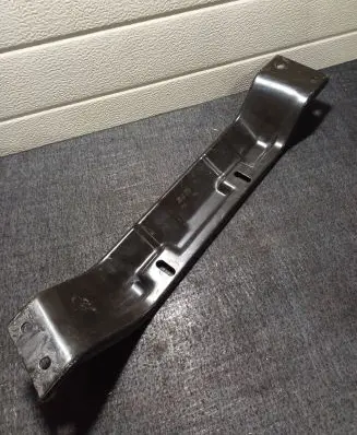 Porsche Macan (95B) Other under body part 8R0825001C