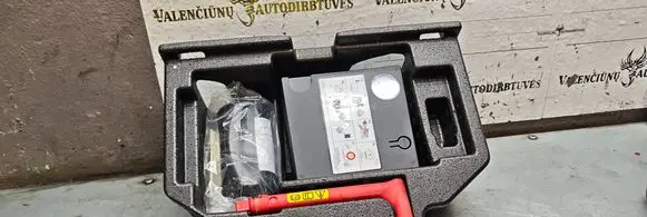 Audi A4 S4 B9 Tool set 8W0012109K 8w0713201A 8P0012615A