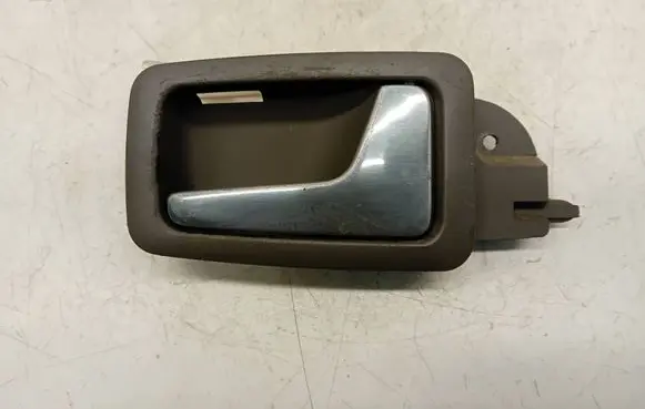 Audi A8 S8 D2 4D Front door interior handle 4D0837020F