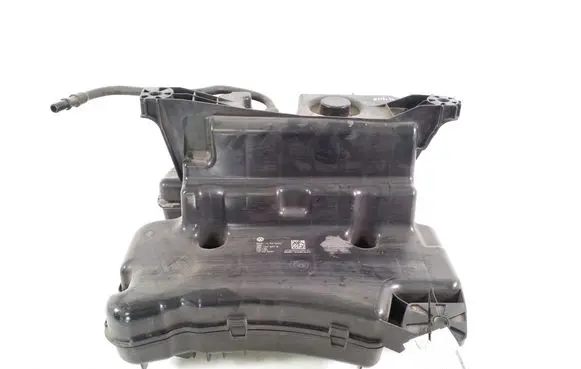 Volkswagen PASSAT B9 AdBlue liquid reservoir 3WA131877B