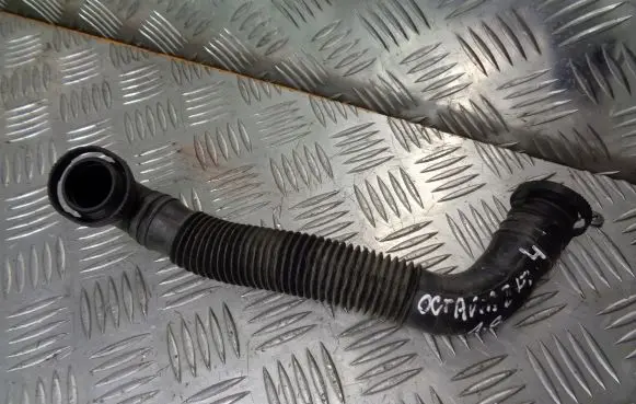 Skoda Octavia Mk2 (1Z) Engine coolant pipe/hose