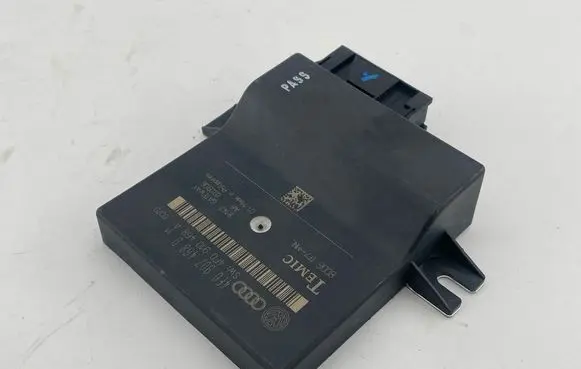 Audi A6 S6 C6 4F Gateway control module 4F0907468D 4F0910468A 8006TF7MNL