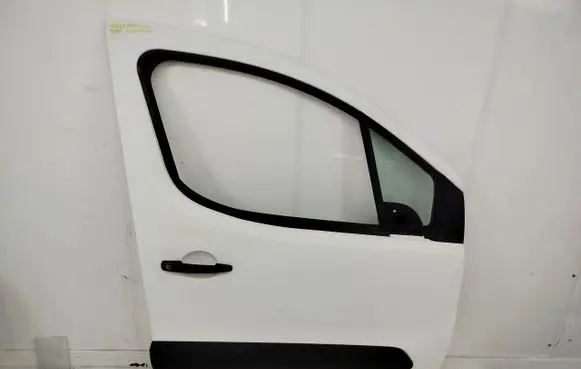 Peugeot Partner Front door 42R22