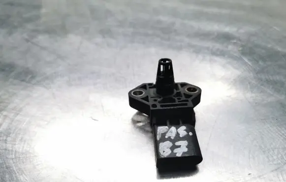 Volkswagen PASSAT B7 Air pressure sensor