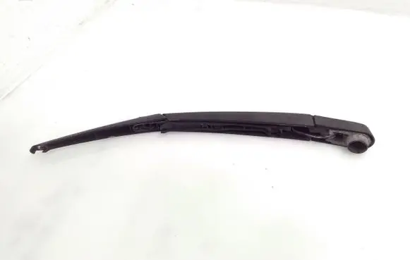 Nissan X-Trail T32 Rear wiper blade arm W000007598