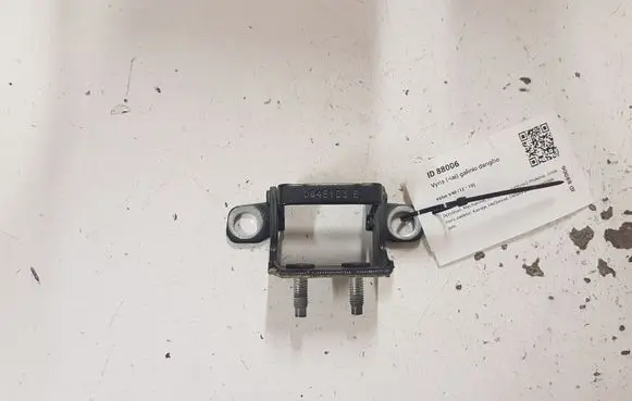 Volvo V40 Tailgate/trunk/boot hinge 31335291