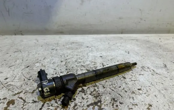 KIA Ceed Fuel injector 0445110320