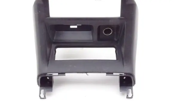Mitsubishi Pajero Head unit multimedia control MR402625