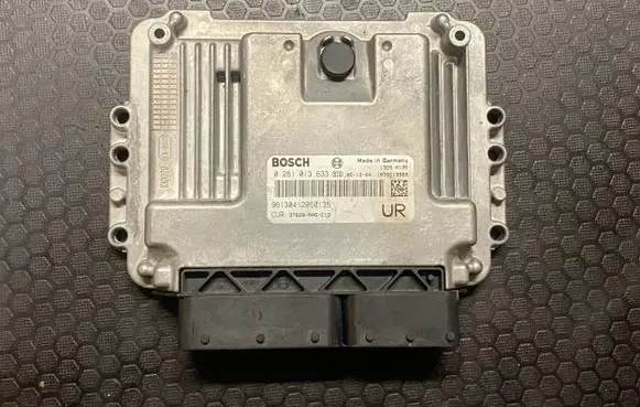 Honda CR-V Engine control unit/module 0281013633 1039S19989 37820R06E13