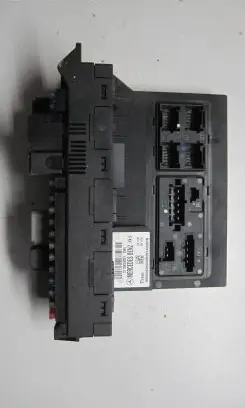Mercedes-Benz E W211 Fuse box set 2115453001