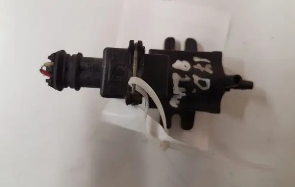 Opel Zafira B Turbo solenoid valve 70246100 8972882491