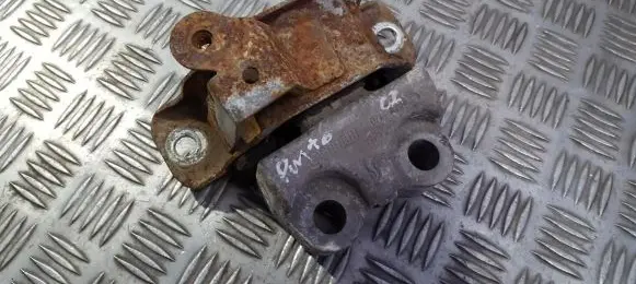 Fiat Punto (188) Engine mount bracket a236