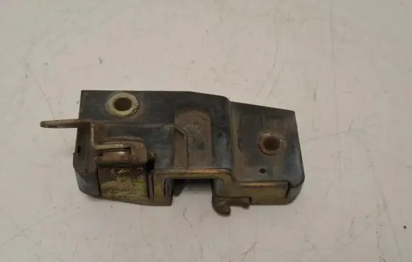 Volkswagen Transporter - Caravelle T4 Sliding door lock 701843604A