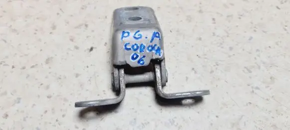 Toyota Corolla E120 E130 Rear door lower hinge