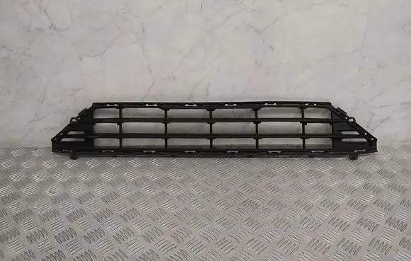 Volvo XC60 Front bumper lower grill 32296070