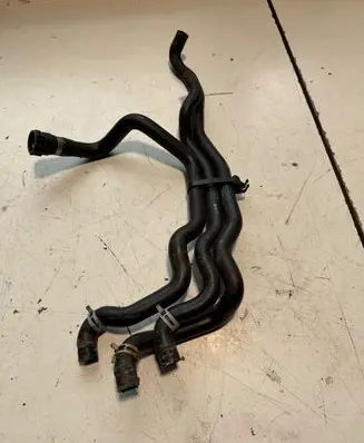 BMW 5 F10 F11 Engine coolant pipe/hose 9119169 9119168 15476810