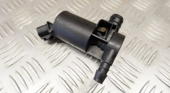 Lexus RX III Headlight washer pump 3670578207
