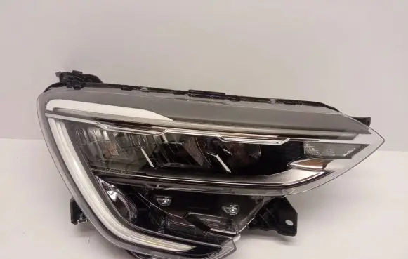 Renault Arkana Headlight/headlamp 260108141R 04182020