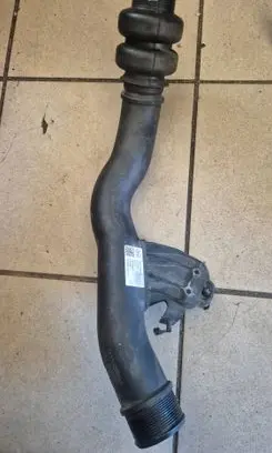 Intercooler hose/pipe