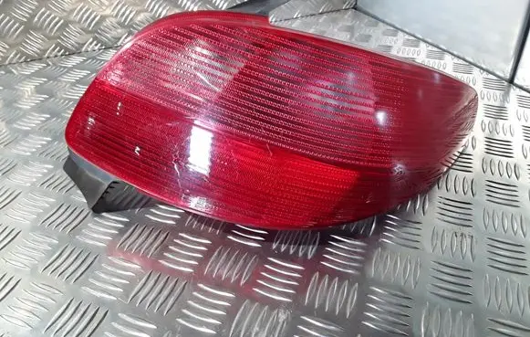 Peugeot 206 Rear/tail lights 2531