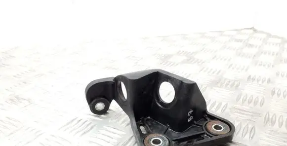 Volkswagen PASSAT B7 Gear shift cable bracket 1K0711789J