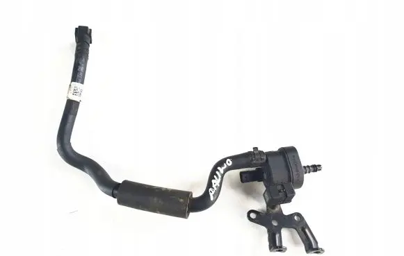 Volkswagen PASSAT B8 Vacuum valve 06h906517