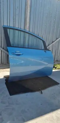 Nissan Note (E12) Front door