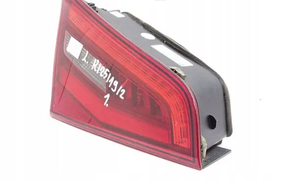 Audi A3 S3 8V Tailgate rear/tail lights 8V4945093A