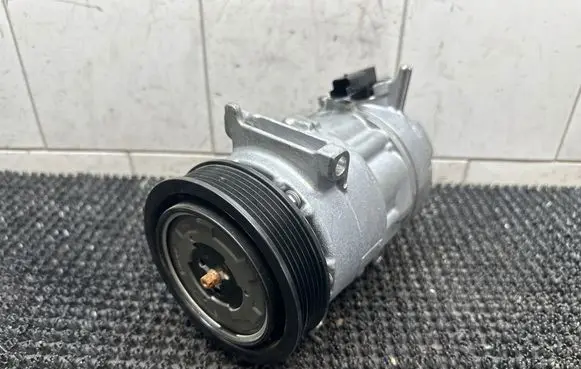 Citroen DS5 Air conditioning (A/C) compressor (pump)