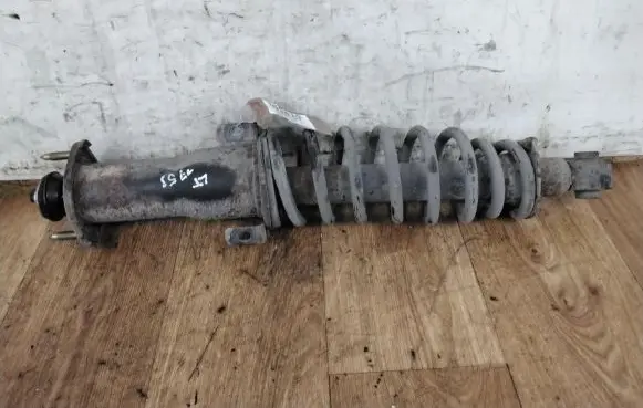 Lexus IS 200-300 Front shock absorber with coil spring