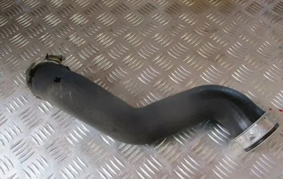 Audi A4 Allroad B9 Coolant pipe/hose 