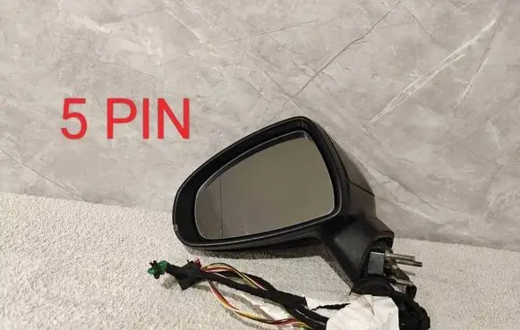 Audi A1 Front door electric wing mirror E1021120