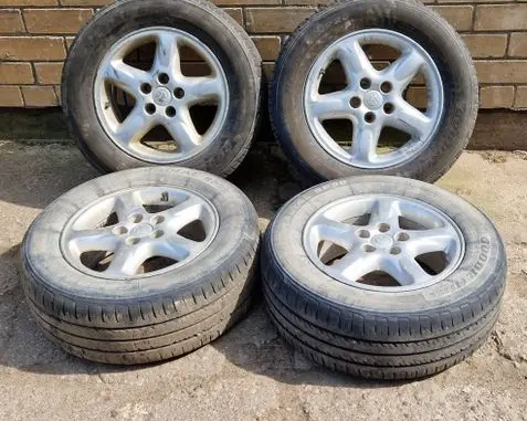 Toyota RAV 4 (XA20) R16 alloy rim 
