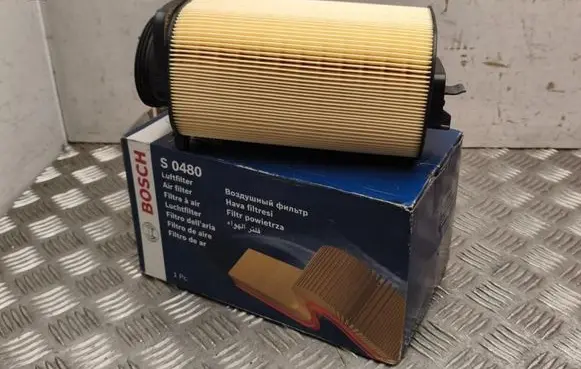 Mercedes-Benz C AMG W204 Air filter F026400480