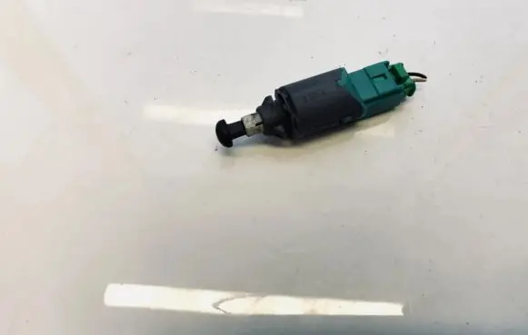 Renault Laguna III Brake pedal sensor switch 253250007r