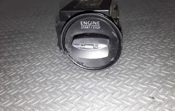 Volkswagen PASSAT B6 Ignition lock 3C0905843