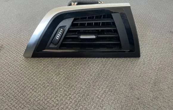 BMW 1 F20 F21 Dashboard side air vent grill/cover trim 548005 2636104 99076067