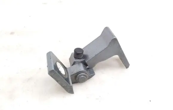 Skoda Karoq Rear door lower hinge 8X0831404E