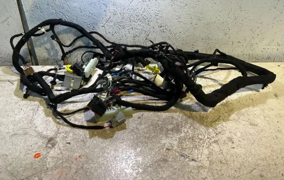 Dodge Challenger Panel wiring P68549472AB TAW04662AB211