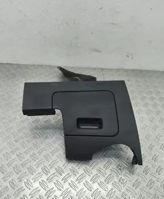 Volkswagen Touran III Glove box 5TB858365A